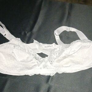 Just My Size White Lace Bra